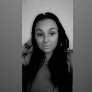 Meet your Posher, Carrie